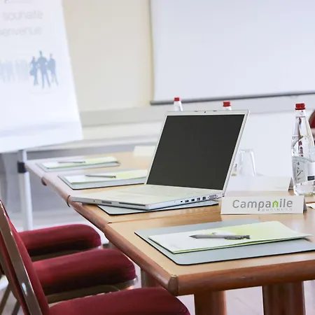Campanile Lyon Ouest Hotel