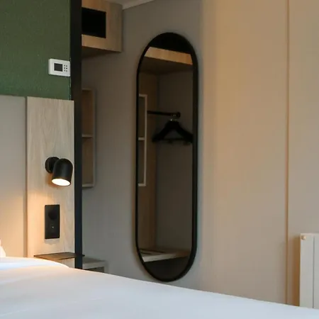Campanile Prime - Lyon Ouest Hotel