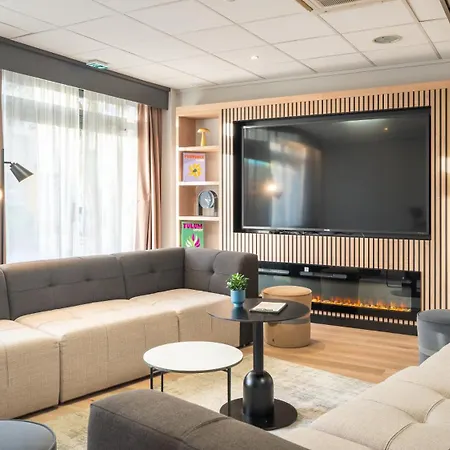 Campanile Prime - Lyon Ouest Hotel