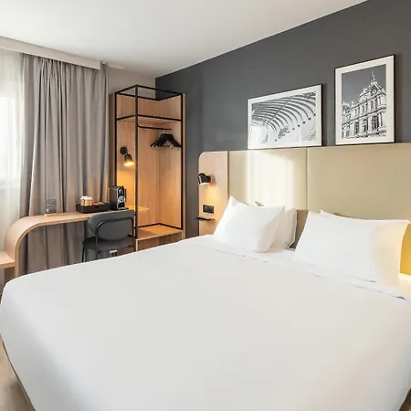 Hotel Campanile Prime - Lyon Ouest