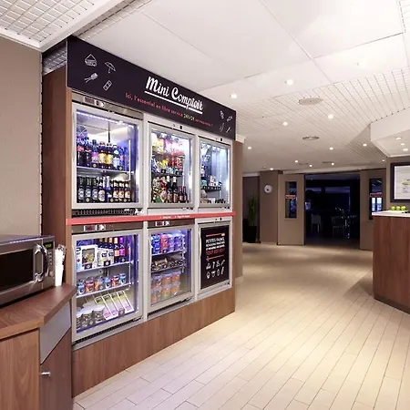 Campanile Lyon Ouest 3*