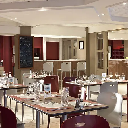 Hotel Campanile Lyon Ouest